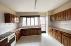 4 Bed Townhouse with En Suite in Westlands Area - 4