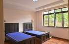 Furnished 3 Bed Apartment with En Suite in Riverside - 16