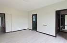 2 Bed Apartment with En Suite at Riverside Dr - 8