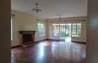 5 Bed Townhouse with En Suite in Lavington - 3