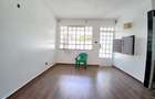 4 Bed Townhouse with En Suite at Lavington - 5