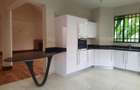 5 Bed Townhouse with En Suite in Lavington - 9