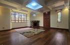 5 Bed House with En Suite in Runda - 19