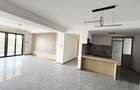 4 Bed Apartment with En Suite at Brookside - 6