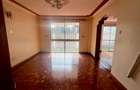 5 Bed House with En Suite in Lavington - 10