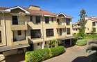 6 Bed Townhouse with En Suite at Lavington Green - 3