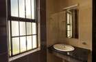 5 Bed House with En Suite in Runda - 17