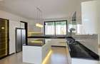 6 Bed Townhouse with En Suite at Old Kitusuru - 9