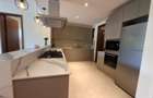 2 Bed Apartment with En Suite in Riverside - 5