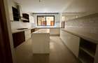 5 Bed House with En Suite at Lavington - 9