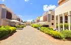 5 Bed Townhouse with En Suite at Muthangari Road - 6