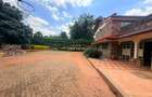 5 Bed Townhouse with En Suite in Nyari - 15