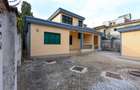 4 Bed House with Staff Quarters in Nyali Area - 4