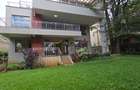 5 Bed Townhouse with En Suite at Lavington Green - 5