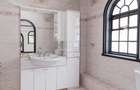 4 Bed Villa with En Suite at Riverside - 15