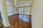 5 Bed House with En Suite at Mimosa Drive - 37