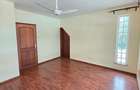 5 Bed House with En Suite at Old Runda. - 12