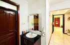 4 Bed Apartment in Parklands - 10