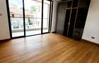 5 Bed House with En Suite at Lavington - 11