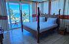 3 Bed Apartment with En Suite at As1684 - 7