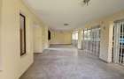 5 Bed Villa with En Suite at Lavington - 16