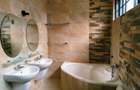 5 Bed Villa with En Suite in Lavington - 11