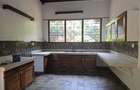 4 Bed House with En Suite in Lake View - 16