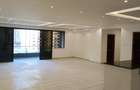 4 Bed Apartment with En Suite in Parklands - 12