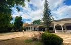 4 Bed Villa with En Suite in Nyali Area - 2