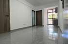1 Bed Apartment with Gym in Kilimani - 2