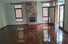 5 Bed Townhouse with En Suite in Lavington - 7
