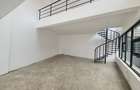 325 ft² Shop with Service Charge Included at 1St Parklands - 6
