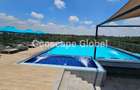 Furnished 3 Bed Apartment with En Suite in Spring Valley - 12
