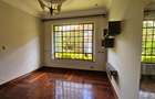 3 Bed House with En Suite in Runda - 3