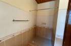 5 Bed House with En Suite in Nyari - 6