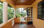 5 Bed House with En Suite in Runda - 4