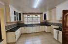 5 Bed Townhouse with En Suite in Lavington - 4