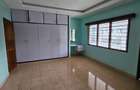 4 Bed House with En Suite at Hs99 - 1