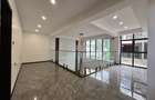 5 Bed Townhouse with En Suite in Lavington - 15