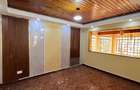 5 Bed House with En Suite in Loresho - 5