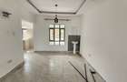 4 Bed House with En Suite at Kahuho - 6