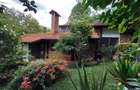 4 Bed House with En Suite at Lake View - 5