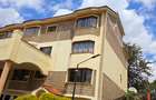 4 Bed Townhouse with En Suite at Grovelia Grove - 3