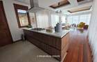 4 Bed House with Garden in Runda - 3