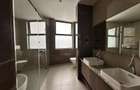 4 Bed Apartment with En Suite at Riverside Drive - 19