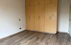 4 Bed Townhouse with En Suite in General Mathenge - 8