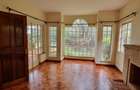 5 Bed Townhouse with En Suite at Lone Tree - 4