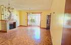 4 Bed Apartment with En Suite at Riverside Drive - 6