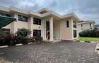 5 Bed Townhouse with En Suite in Kitisuru - 1