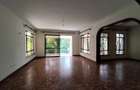 5 Bed Townhouse with En Suite in Westlands Area - 7